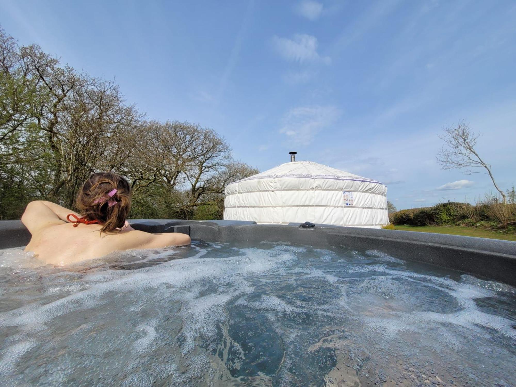 Gilfach Gower Farm Luxury Yurt With Hot Tub Hotel Ammanford Buitenkant foto