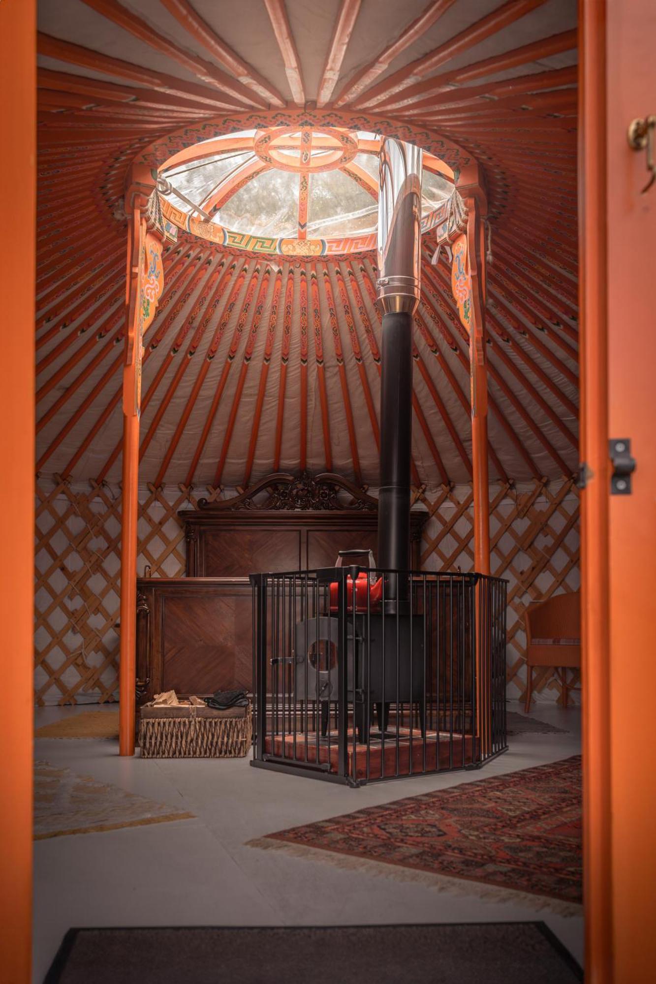 Gilfach Gower Farm Luxury Yurt With Hot Tub Hotel Ammanford Buitenkant foto