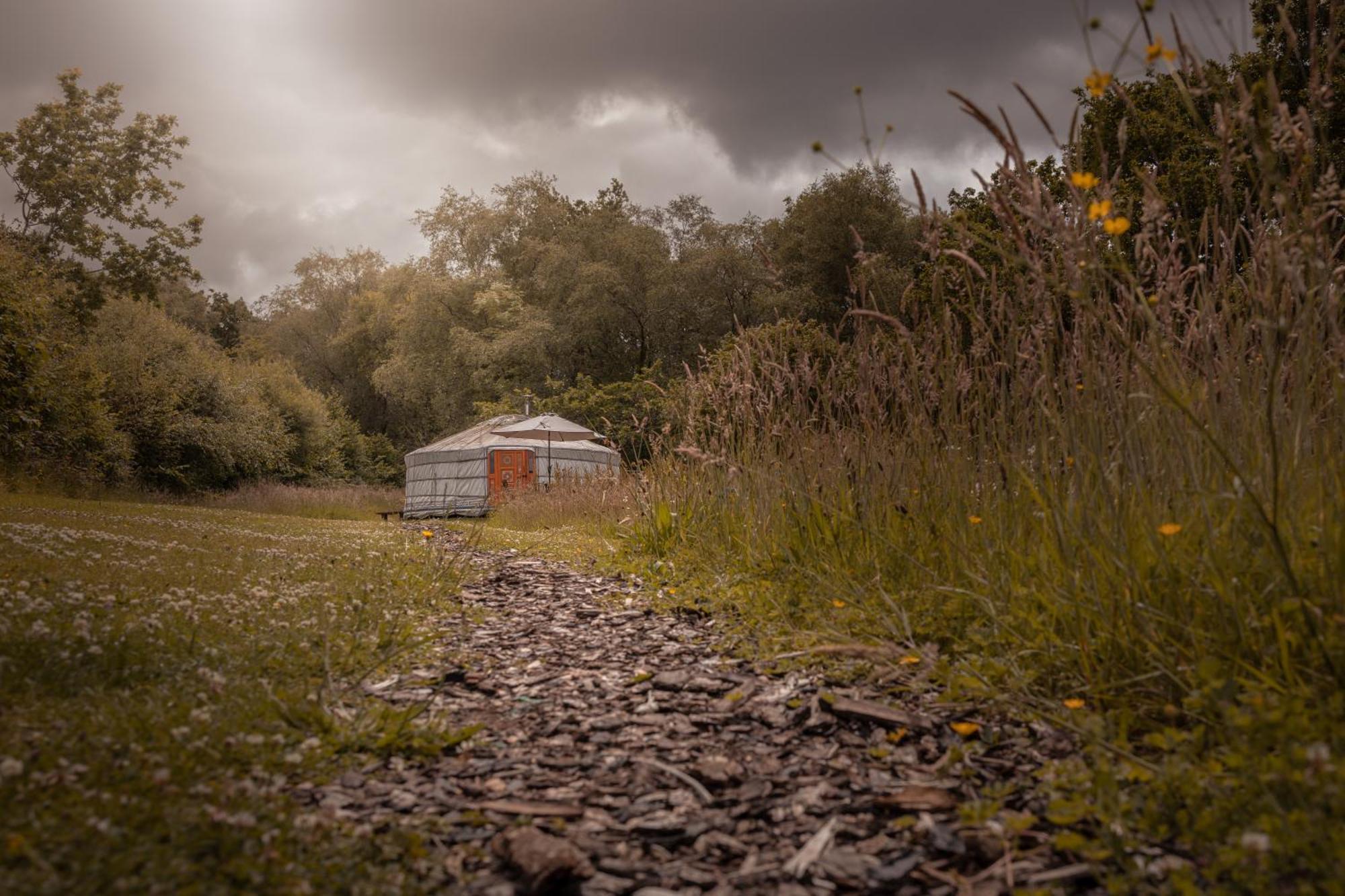 Gilfach Gower Farm Luxury Yurt With Hot Tub Hotel Ammanford Buitenkant foto